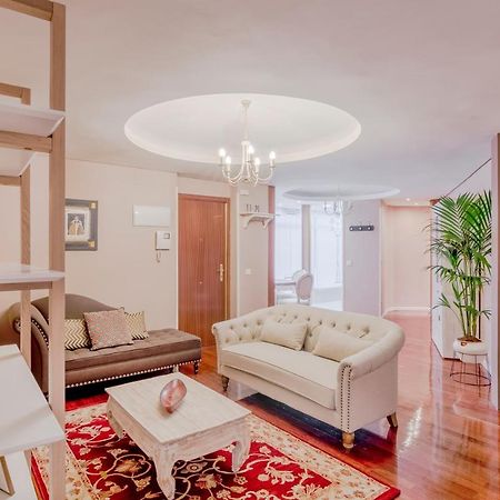 Cross Check Descalzas Reales Apartment Madrid Exterior foto